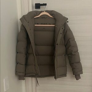 Aritzia SuperPuff Jacket
